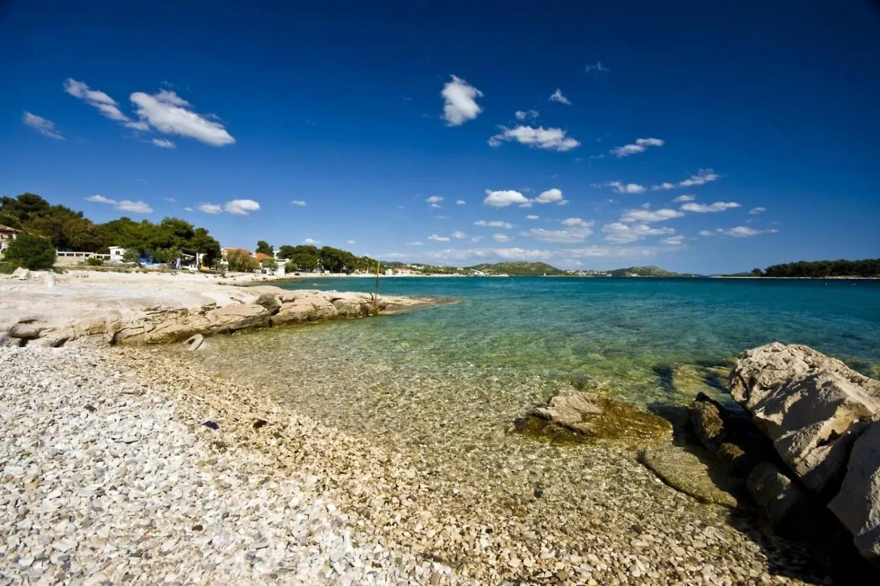 Studio Apartment Pakostane Croatia